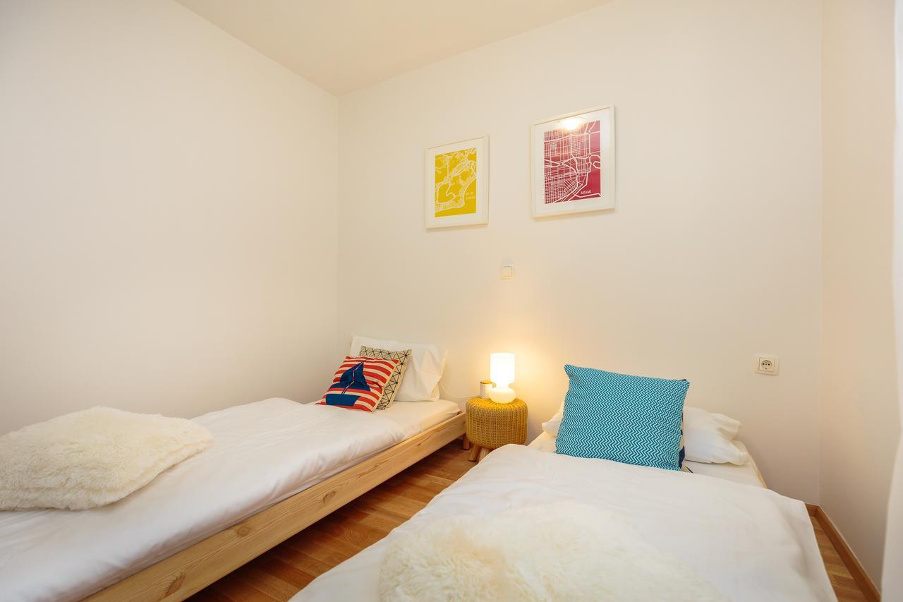 Two Bedroom Sunny Suite ดูบรอฟนิก ภายนอก รูปภาพ