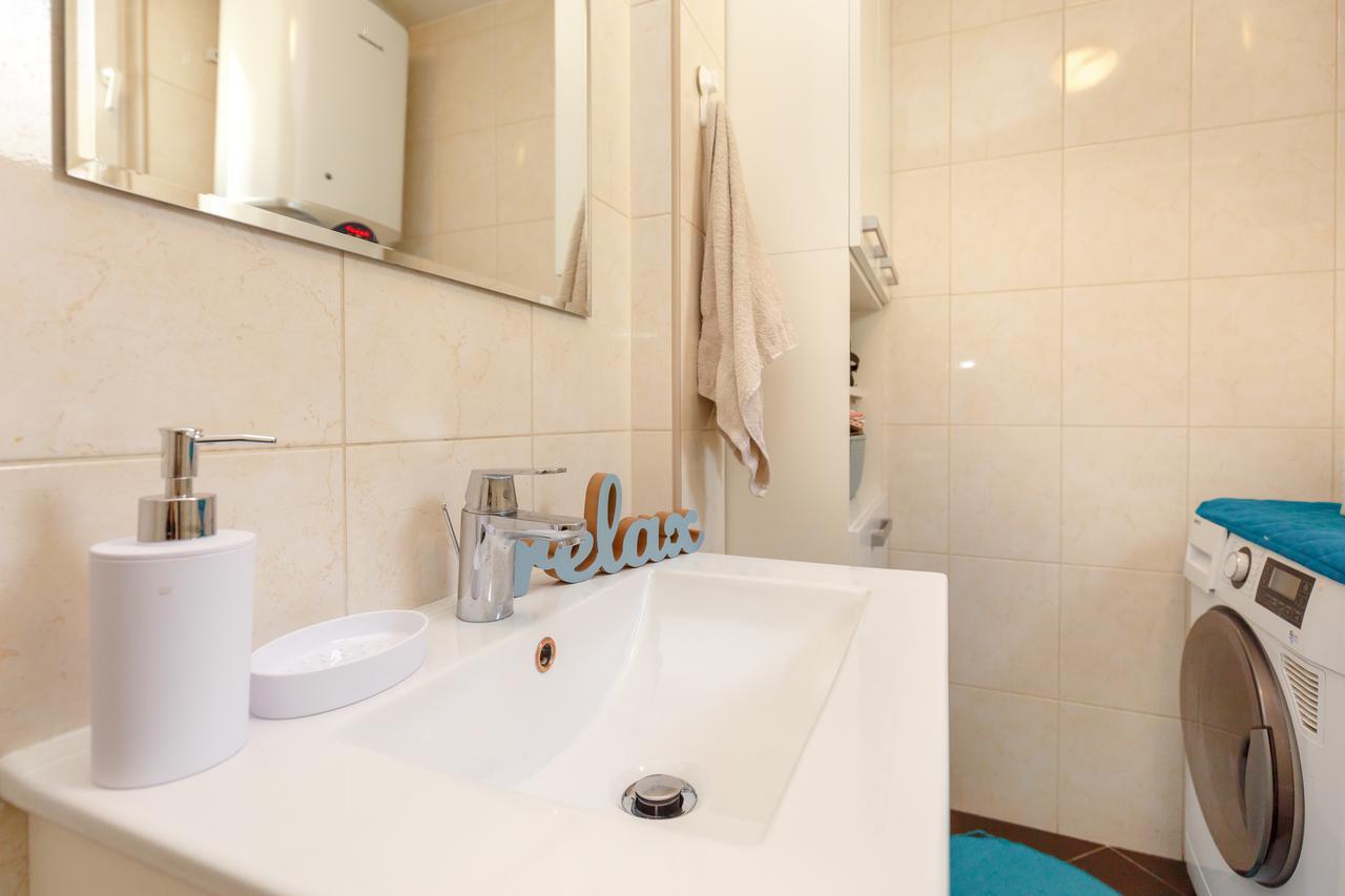 Two Bedroom Sunny Suite ดูบรอฟนิก ภายนอก รูปภาพ