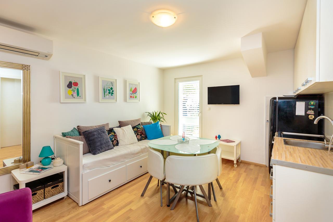Two Bedroom Sunny Suite ดูบรอฟนิก ภายนอก รูปภาพ