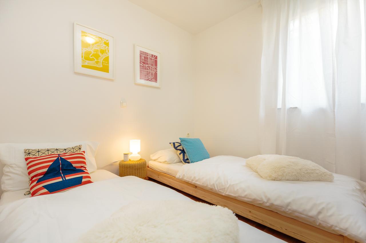 Two Bedroom Sunny Suite ดูบรอฟนิก ภายนอก รูปภาพ